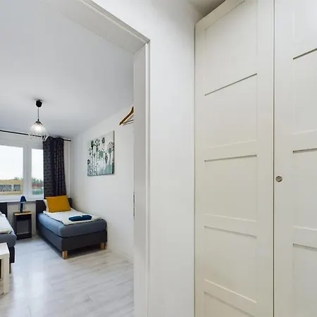 Reda - 4 X Bedroom * Szczecin